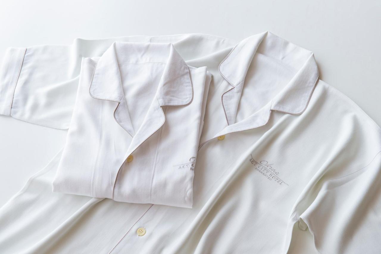 Okura Act City Hamamatsu Eksteriør billede A white shirt