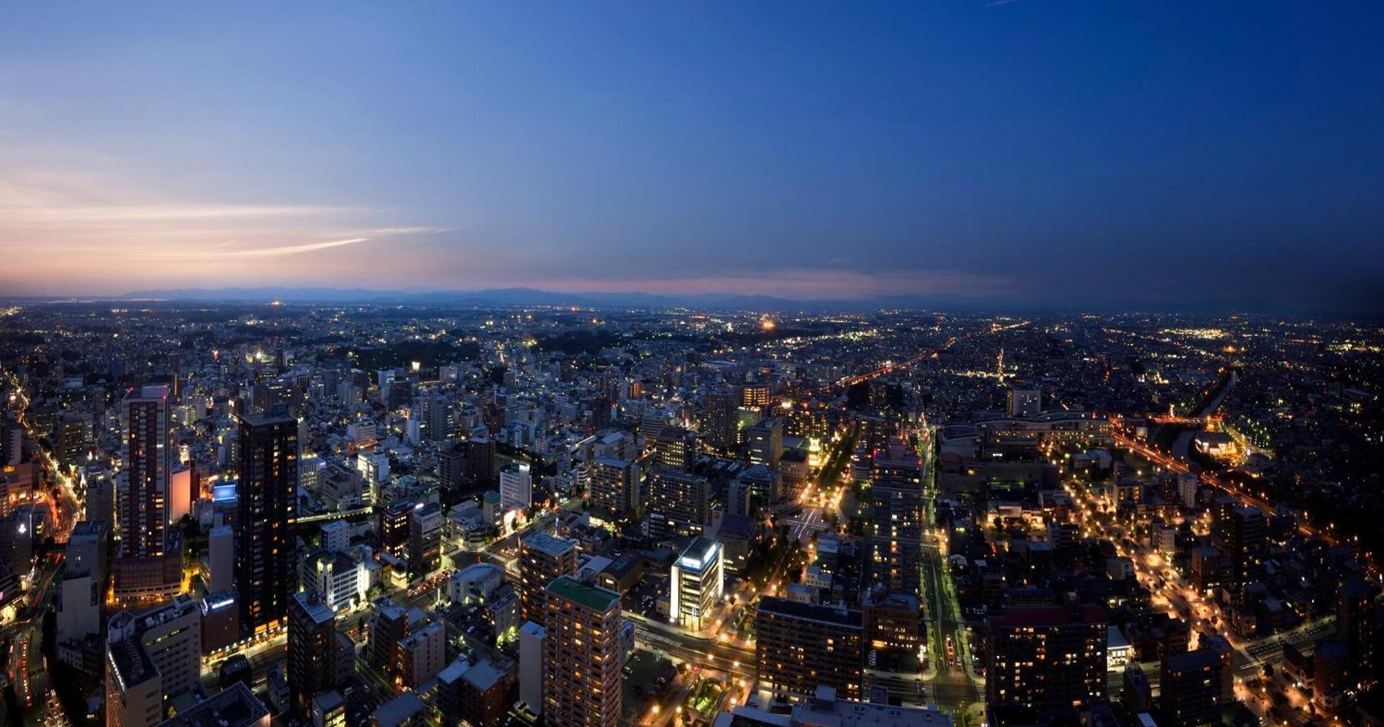 Okura Act City Hamamatsu Eksteriør billede View of the city from the 50th floor of the Sky Tower