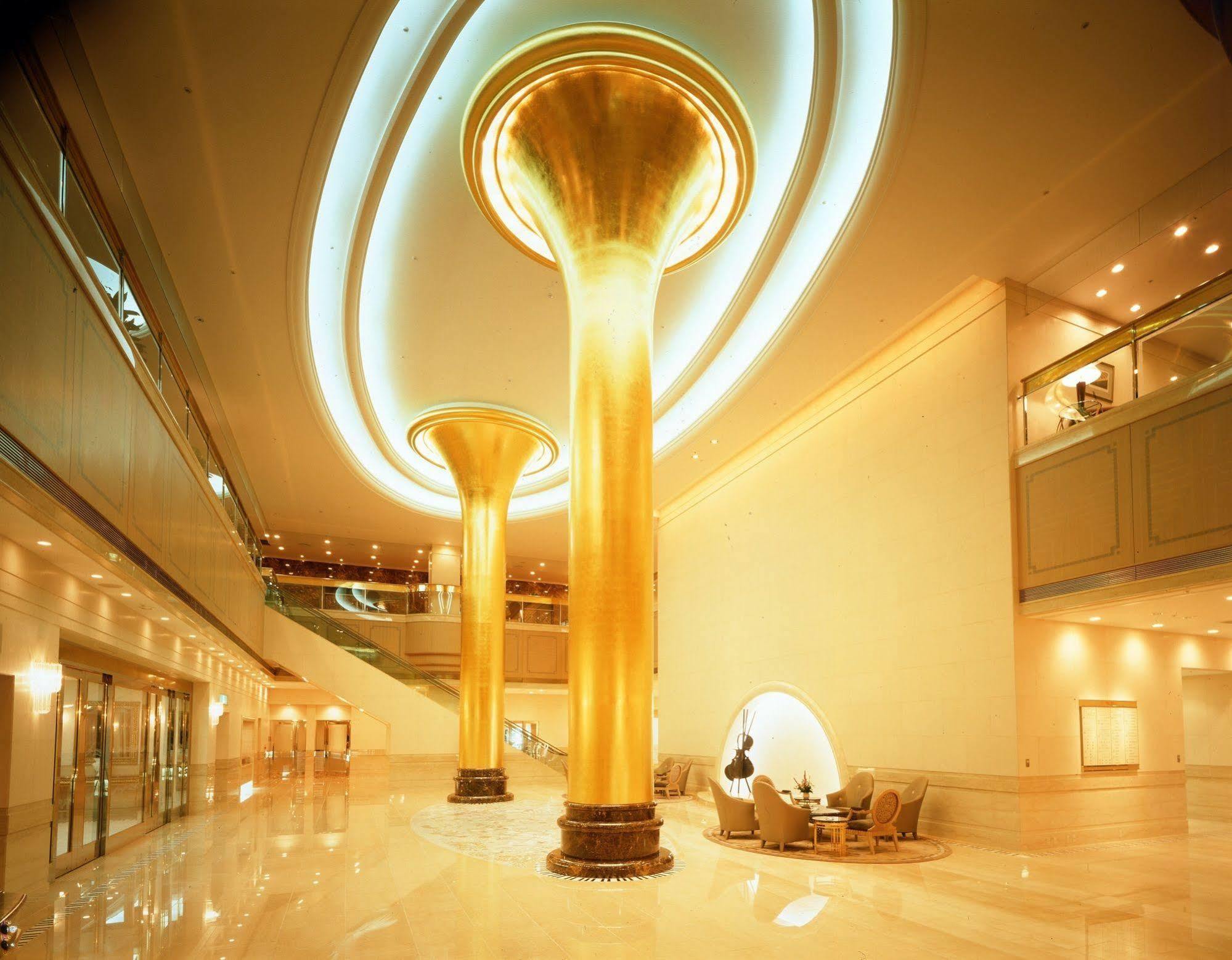 Okura Act City Hamamatsu Interiør billede The lobby of the hotel